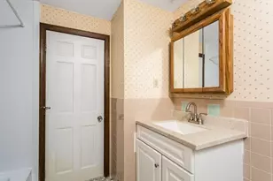 4 Independence Ln, Millis, MA 02054 - Photo 28