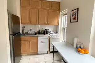 68 Myrtle St, Boston, MA 02114 - Photo 4