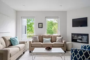 317 Belgrade Ave, Boston, MA 02131 - Photo 8