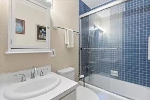27 Chestnut, Boston, MA 02108 - Photo 12