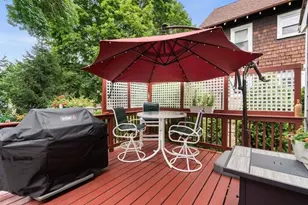 45 Magoun St, Cambridge, MA 02140 - Photo 26