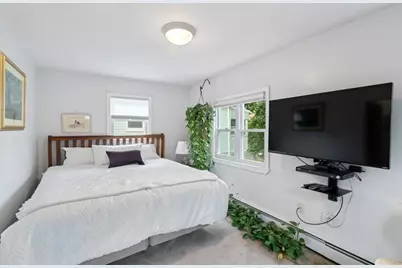 45 Magoun St, Cambridge, MA 02140 - Photo 24