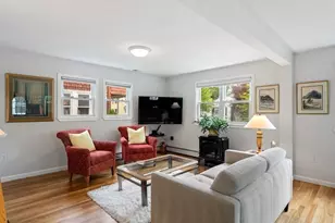 45 Magoun St, Cambridge, MA 02140 - Photo 4