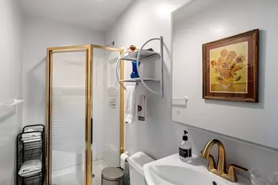 45 Magoun St, Cambridge, MA 02140 - Photo 18