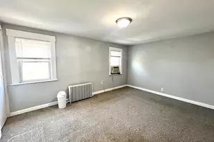 572 Main St, Watertown, MA 02472 - Photo 16