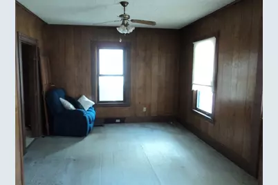 172 Mechanic St, Southbridge, MA 01550 - Photo 12