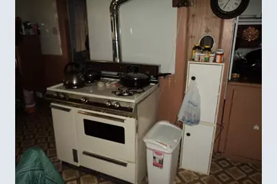 172 Mechanic St, Southbridge, MA 01550 - Photo 14