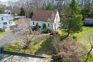 18 Cherrywood Cir, Plymouth, MA 02360 - Photo 4