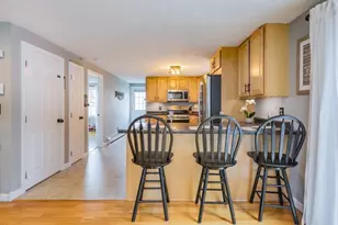 18 Cherrywood Cir, Plymouth, MA 02360 - Photo 6