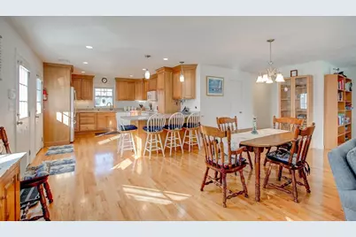 19 Datewood St, Wareham, MA 02571 - Photo 10