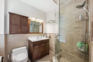 627 E 6th St, Boston, MA 02127 - Photo 16