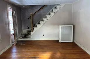 31 William St, Chester, MA 01011 - Photo 4