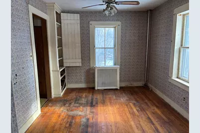 31 William St, Chester, MA 01011 - Photo 6