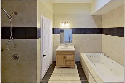 9 Landor Road #3, Boston, MA 02126 - Photo 4