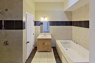 9 Landor Rd, Boston, MA 02126 - Photo 4