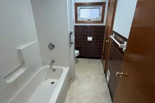 1114 Bennington St, Boston, MA 02128 - Photo 22