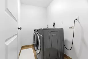 36 Naples Rd, Brookline, MA 02446 - Photo 18