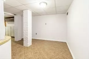 13-1R Mansfield St, Boston, MA 01234 - Photo 12