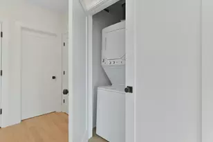 219 Paris, Boston, MA 02128 - Photo 8