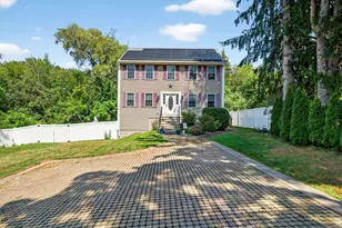 175 Old Fall River Rd, Swansea, MA 02777 - Photo 2