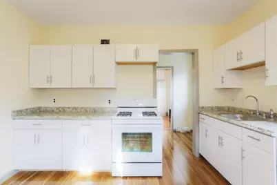 31 Roslyn #1, Salem, MA 01970 - Photo 10