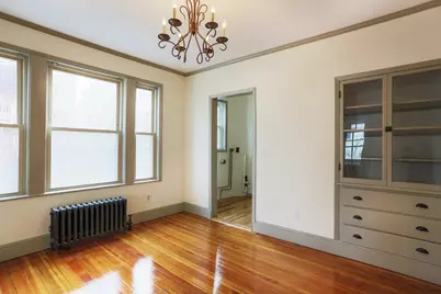 31 Roslyn #1, Salem, MA 01970 - Photo 6