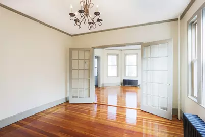 31 Roslyn #1, Salem, MA 01970 - Photo 2