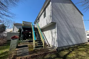 107 Apple Creek Ln, Fall River, MA 02720 - Photo 18