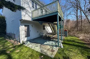 107 Apple Creek Ln, Fall River, MA 02720 - Photo 14