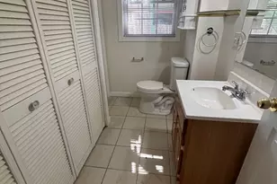 107 Apple Creek Ln, Fall River, MA 02720 - Photo 6