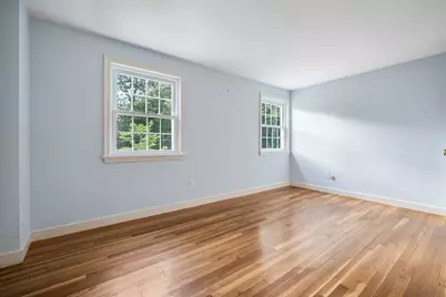 131 Montvale Rd, Weston, MA 02493 - Photo 6