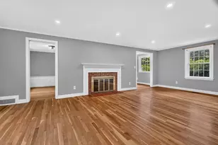 131 Montvale Rd, Weston, MA 02493 - Photo 6