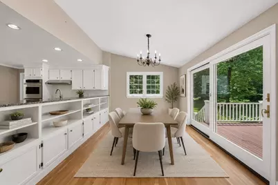131 Montvale Rd, Weston, MA 02493 - Photo 12