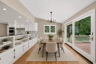 131 Montvale Rd, Weston, MA 02493 - Photo 12