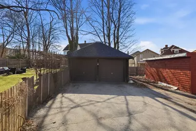 128 Rowe St, Melrose, MA 02176 - Photo 36