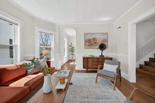 128 Rowe St, Melrose, MA 02176 - Photo 4