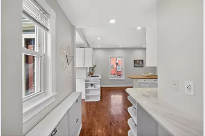 128 Rowe St, Melrose, MA 02176 - Photo 14