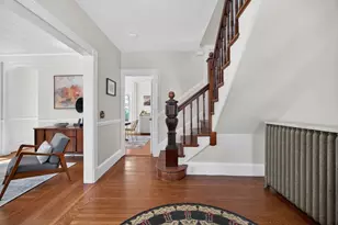 128 Rowe St, Melrose, MA 02176 - Photo 2