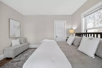 128 Rowe St, Melrose, MA 02176 - Photo 20