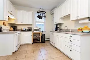 34 Austin St, Boston, MA 02129 - Photo 10