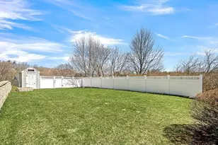 87 Wendell St, Winchester, MA 01890 - Photo 2