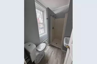 495 Appleton St #2L, Holyoke, MA 01040 - Photo 10
