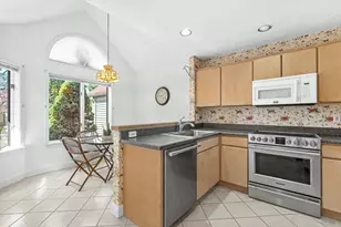 7 Wainwright Rd, Winchester, MA 01890 - Photo 8