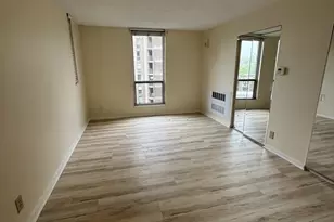 33 Pond Ave, Brookline, MA 02445 - Photo 4