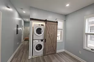 102 Mt Pleasant Ave, Boston, MA 02119 - Photo 10