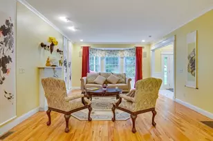 14 Nassau Dr, Winchester, MA 01890 - Photo 4