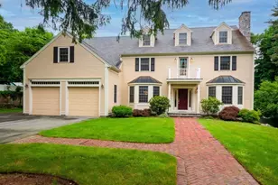 14 Nassau Dr, Winchester, MA 01890 - Photo 1