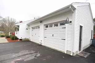 56 Titicut Rd, Raynham, MA 02767 - Photo 4