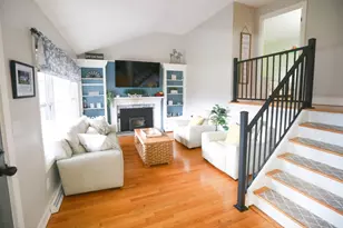 56 Titicut Rd, Raynham, MA 02767 - Photo 10