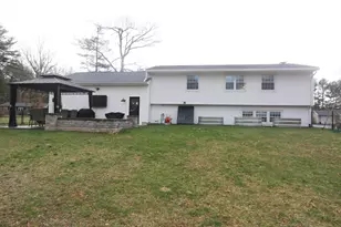 56 Titicut Rd, Raynham, MA 02767 - Photo 6